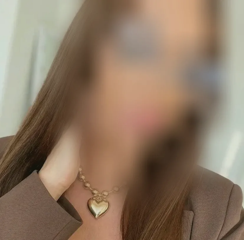 Amanda, 36