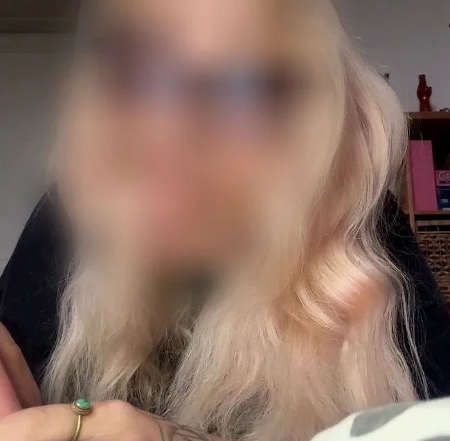 Hilla, 23