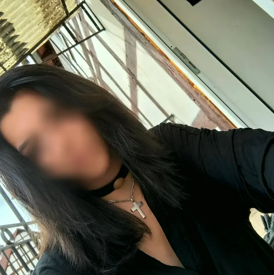 Sofia, 28