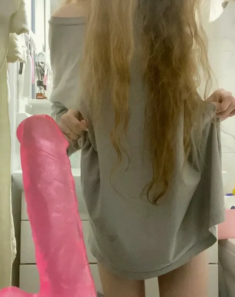 Veera, 19